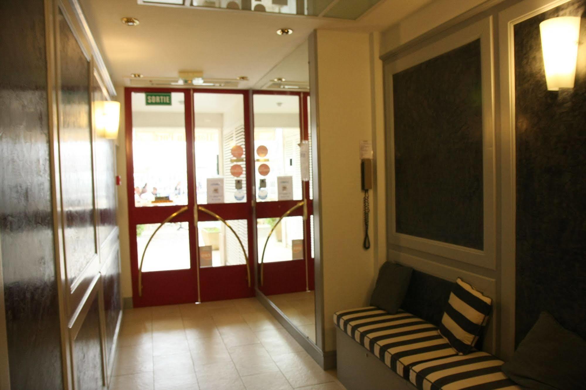 Hotel Du Port Saint-Martin-de-Ré Zewnętrze zdjęcie